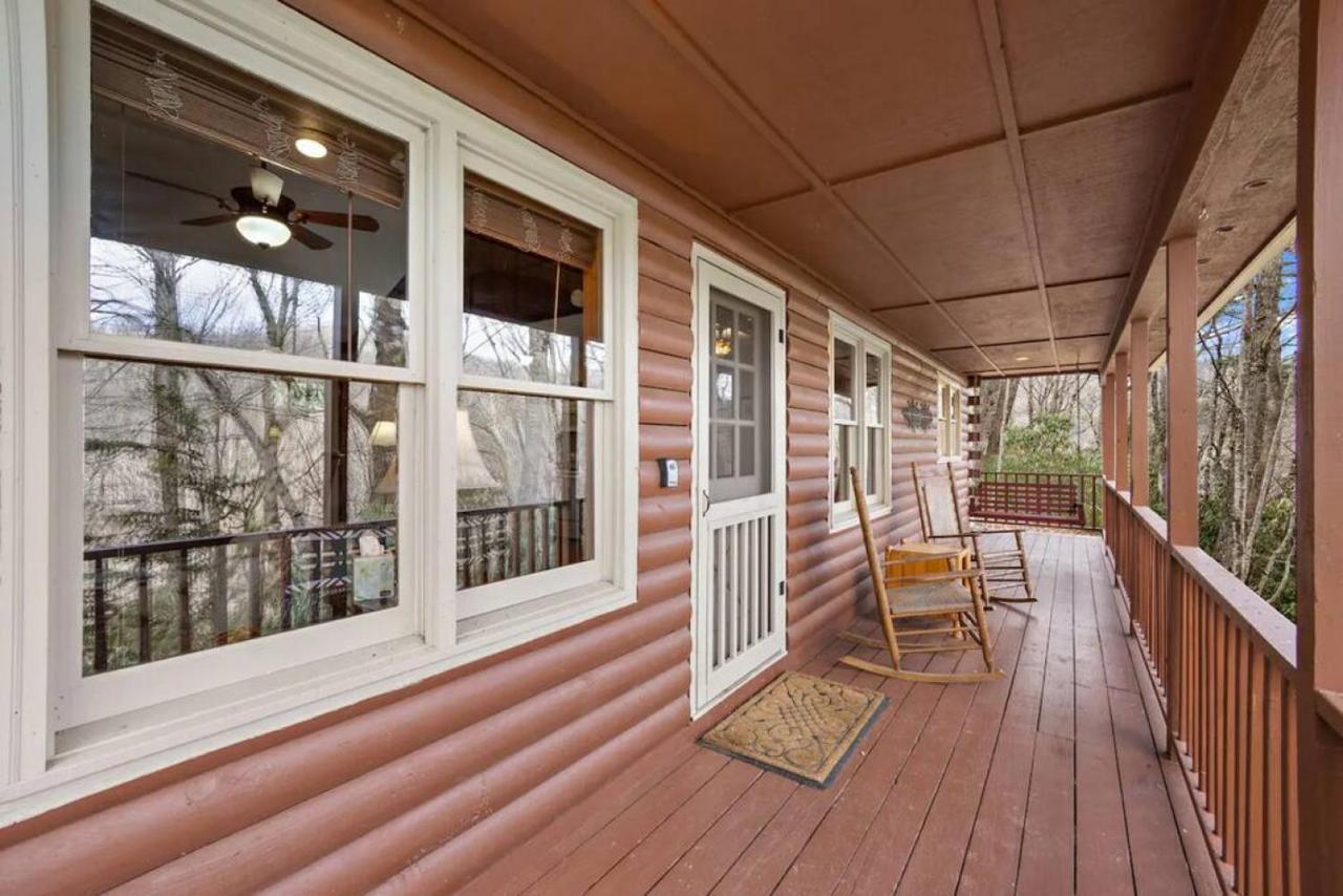 Log Cabin On Peaceful River Blowing Rock Bagian luar foto